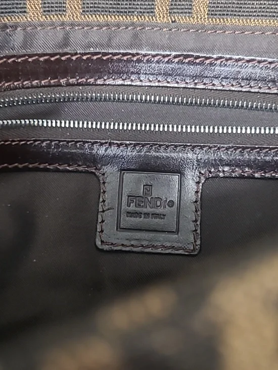 Authentic FENDI - Picture 14 of 16